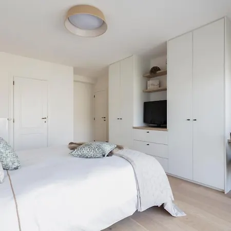 Apartment Strand Met Zwembad *