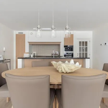 Apartment Strand Met Zwembad *