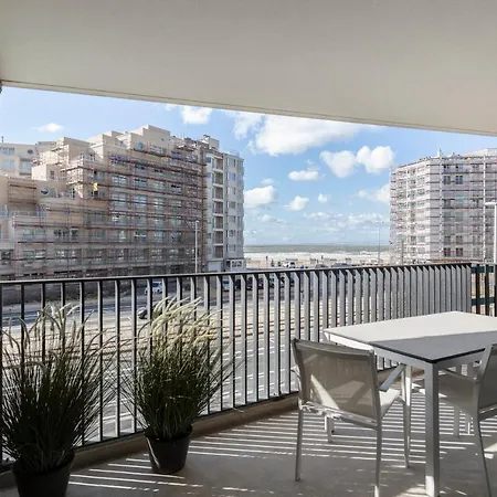 Apartment Strand Met Zwembad